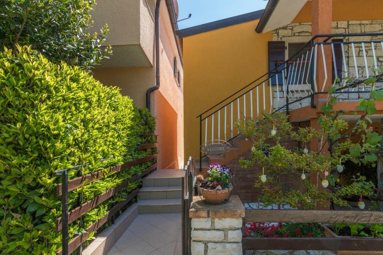 Apartmani Zikovic Porec Ngoại thất bức ảnh